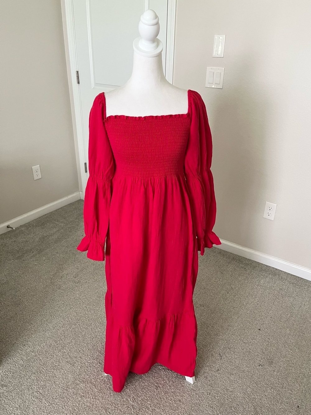 NWT Quince 100% Organic Cotton Maternity Smocked Maxi Dress in Wild Cherry in XS